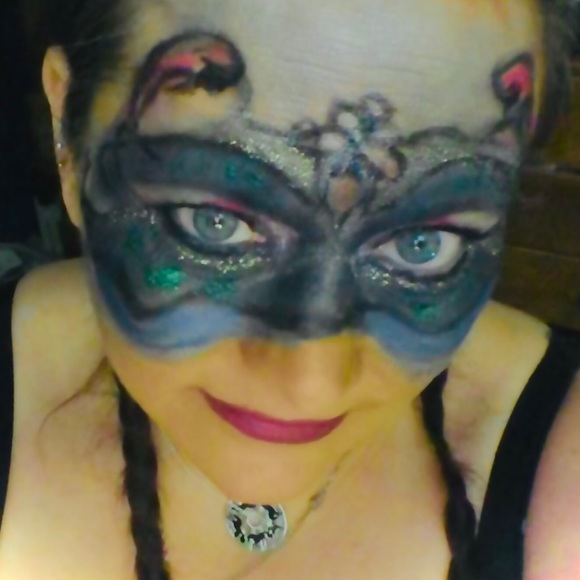 Meet your Posher, Lee - Picture 5 of 5